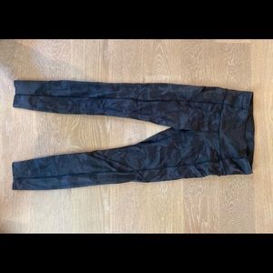 Lululemon Fast and Free Camo Tight 25 “